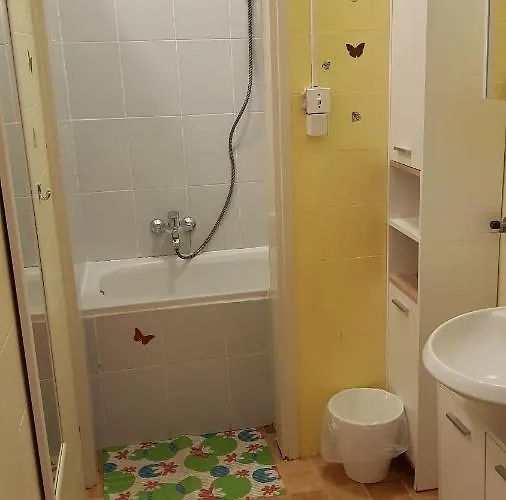 Katica 公寓 茨里克韦尼察