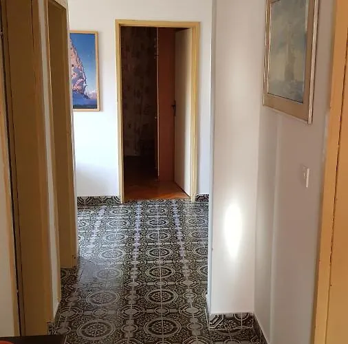 Katica * 茨里克韦尼察