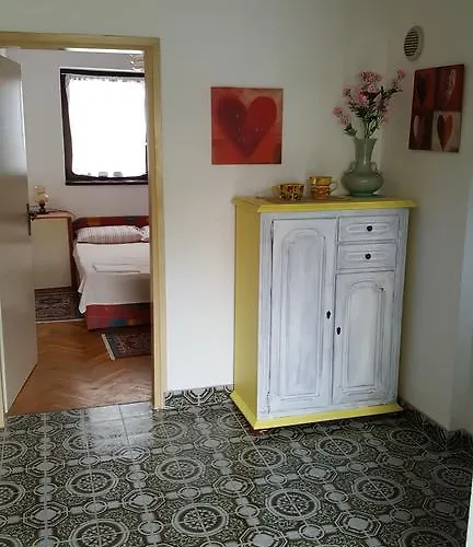 公寓 Katica 茨里克韦尼察