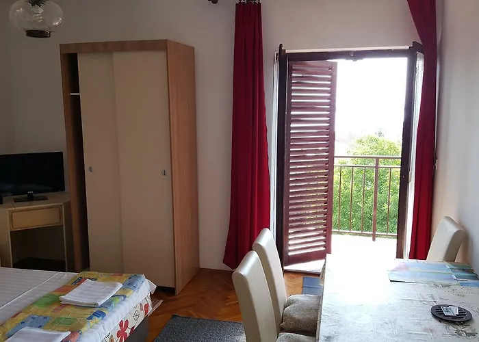 Katica 茨里克韦尼察